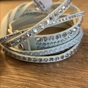 NWT⚡️Swarovski slake 2 in 1 suede wrap bracelet⚡️